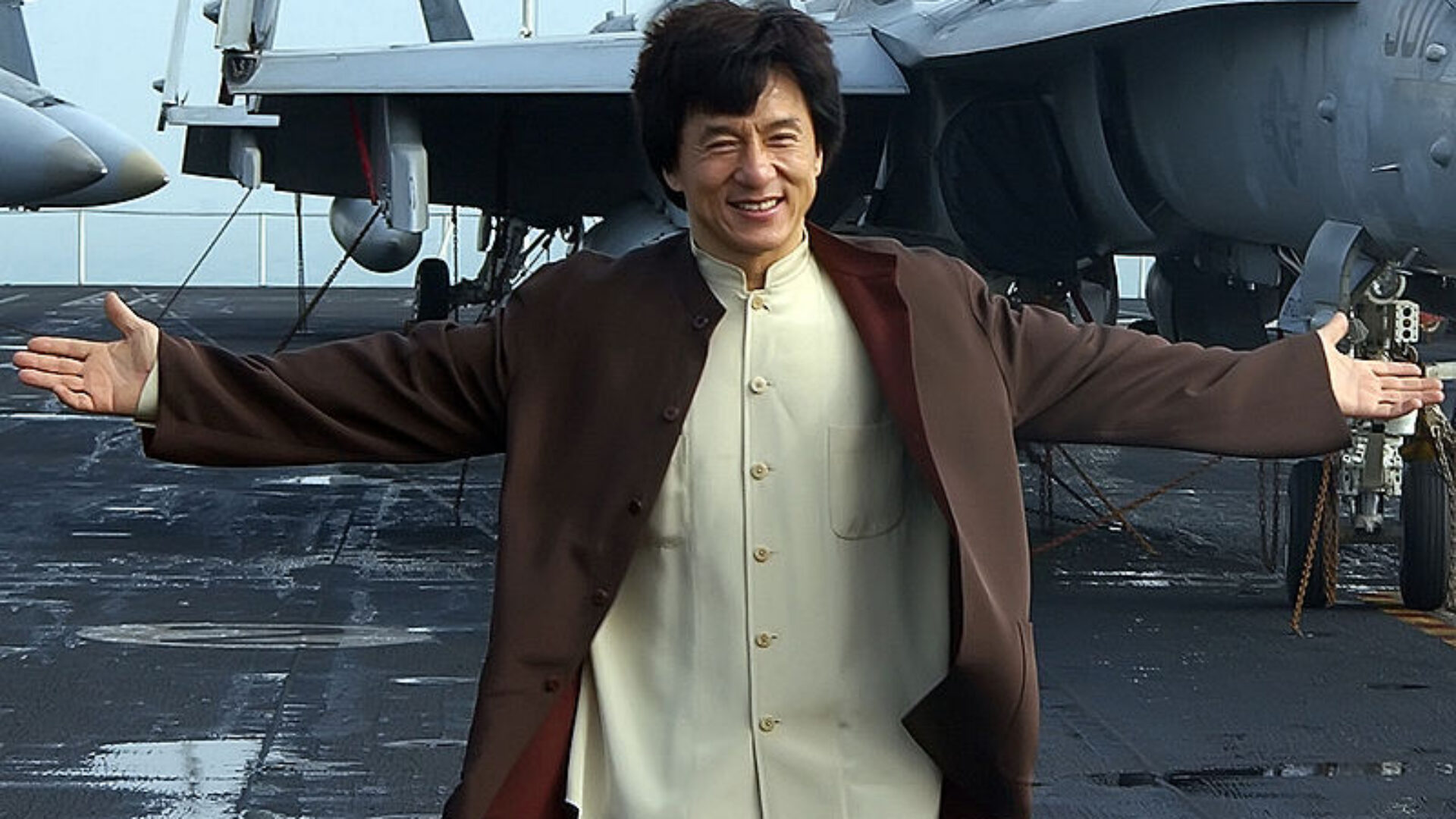 800px-Jackie_Chan_2002